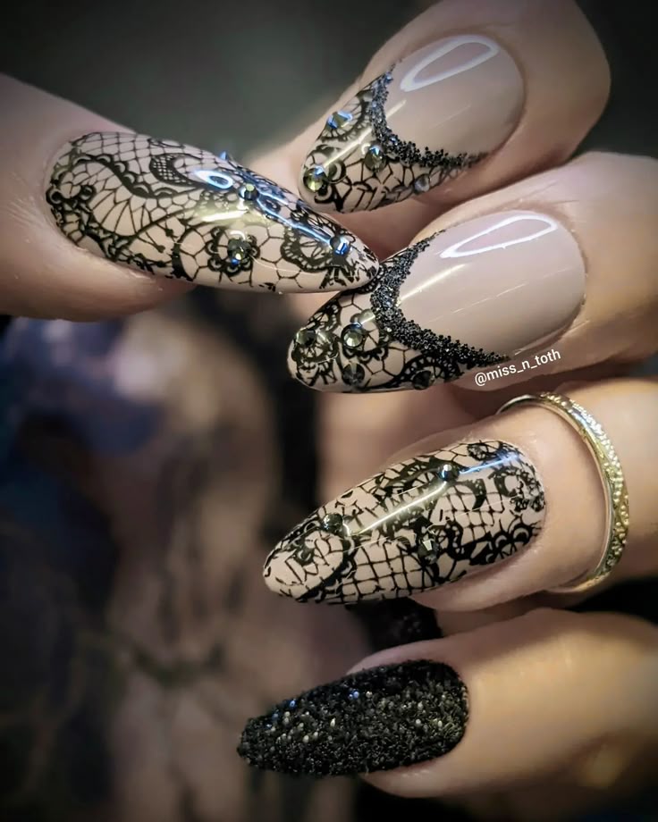 Lace Details
